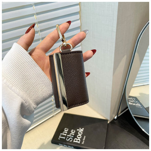Verlissima™ — The Keychain That Transforms Into a Bag